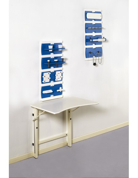 Tavolo occupazionale ERGO pieghevole fissato a parete, con piano antibatterico sagomato ergonomico per pazienti in carrozzina