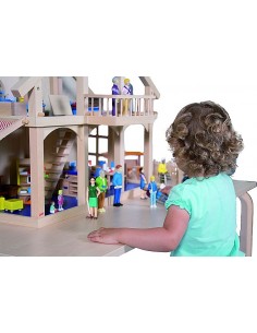 Casa delle bambole  a 3 piani