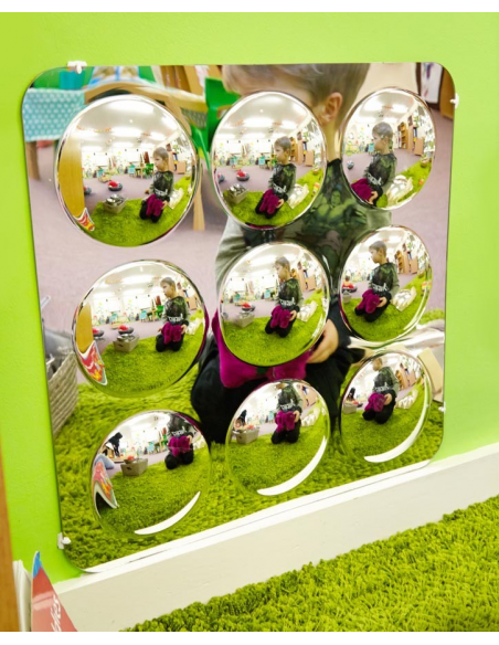 Pannello a specchio acrilico con 9 cupole convesse 780mm per aule e nidi