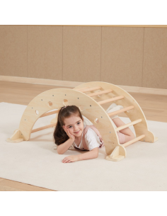 Percorso di arrampicata Montessori in legno