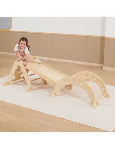 Percorso di arrampicata Montessori in legno