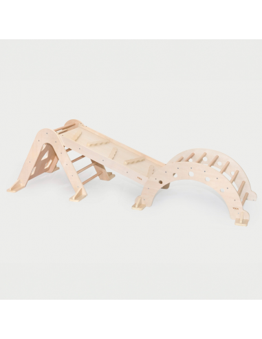 Percorso di arrampicata Montessori in legno