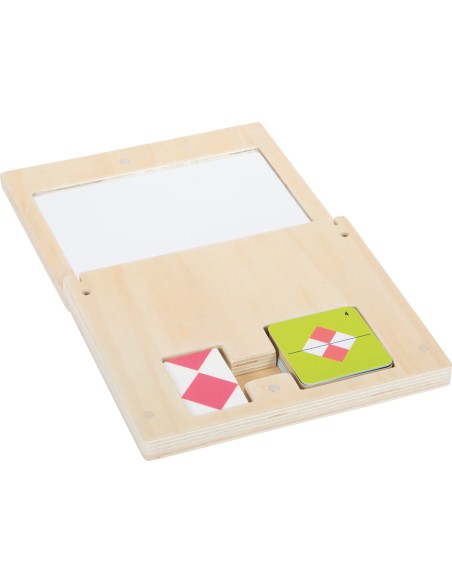 Gioco di simmetria con specchio Educate